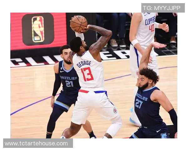 快船队绝杀灰熊队,强势晋级半决赛,震撼全场! 快船队绝杀灰熊队,强势晋级半决赛,震撼全场!