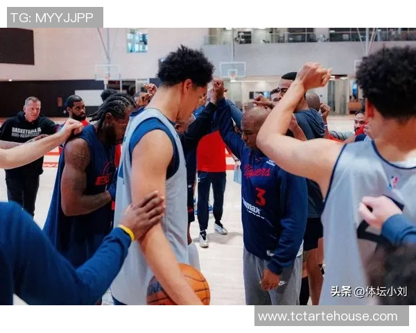 快船大胜小牛，莱昂纳德砍下全队最高35分，掌控全场！