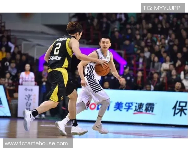 辽宁男篮胜广东纵贯线：丁彦雨航发威，击败对手夺得关键胜利