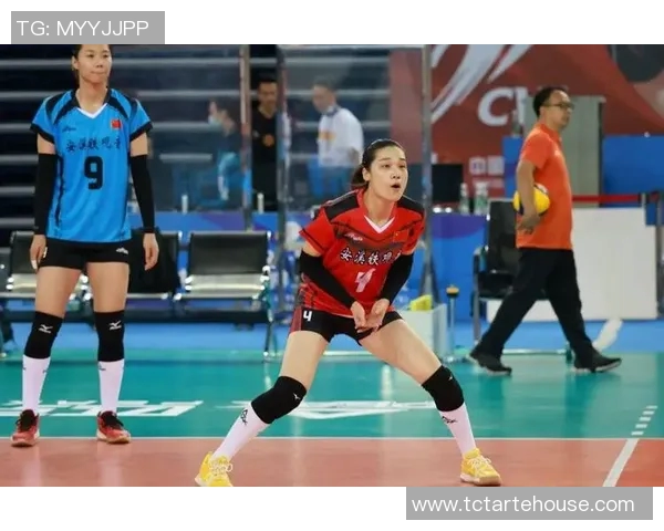 辽宁女排与山东女排精彩对决录像回放全程回顾与分析 辽宁女排与山东女排精彩对决录像回放全程回顾与分析