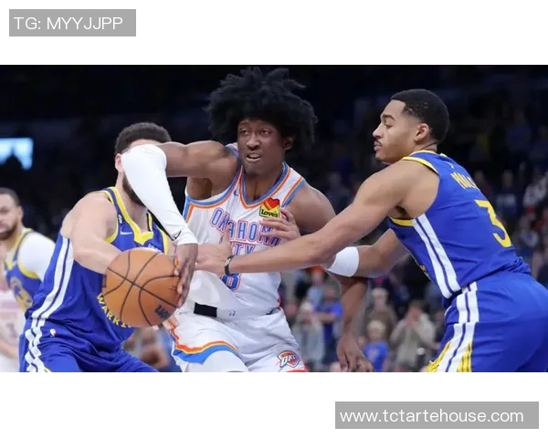 雷霆勇士激战11月30日精彩对决回顾与赛后分析