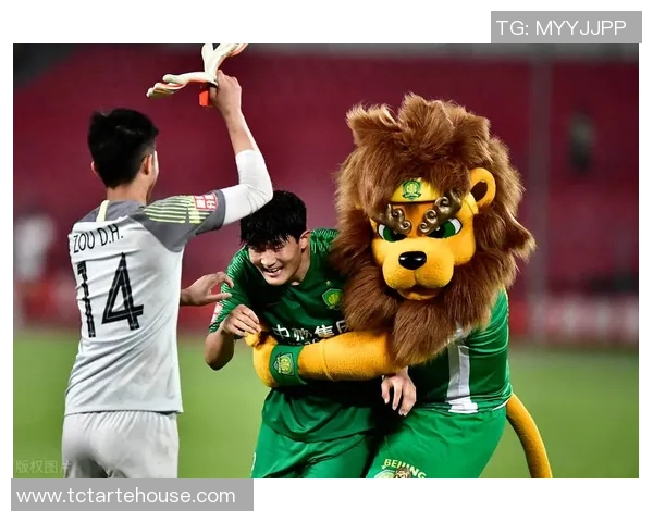 科隆竞技与河床激战正酣赛果揭晓引发球迷热议