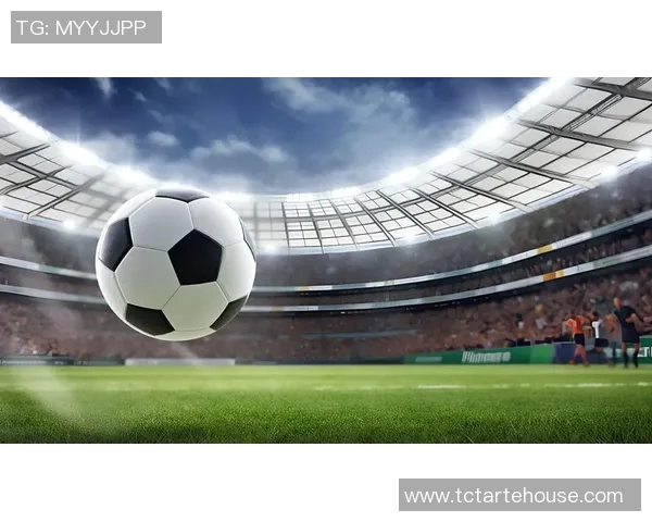 新疆秋天的绿茵场上激情四溢足球比赛直播回放带你重温精彩瞬间