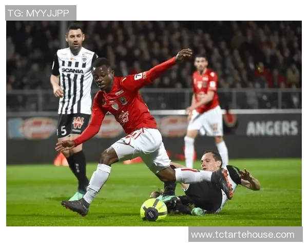 法甲梅斯迎战昂热前瞻分析两队近期状态及战术对比 法甲梅斯迎战昂热前瞻分析两队近期状态及战术对比